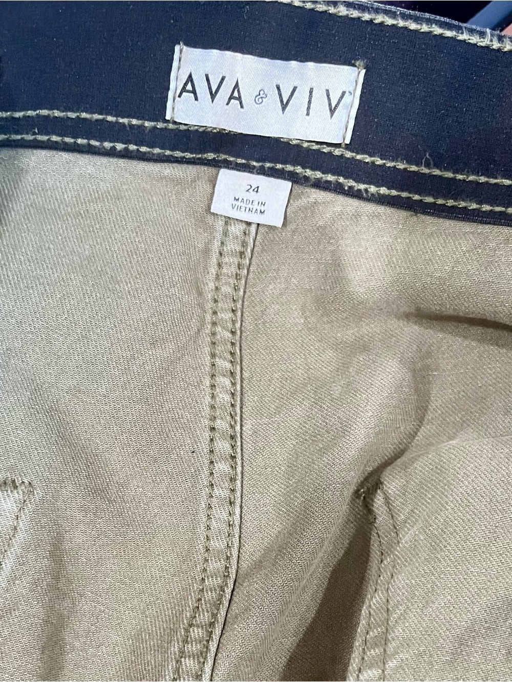 Women’s 24 Plus Size High Waist Wide Leg Olive Green Cropped Pants Ava & Viv - Picture 4 of 7